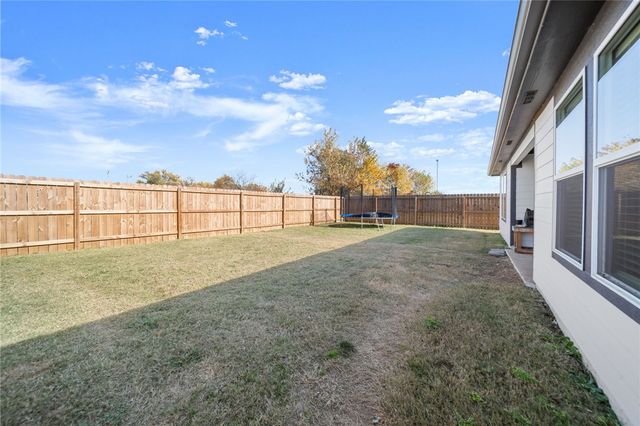 1400 5th Avenue, Gentry, AR 72734
