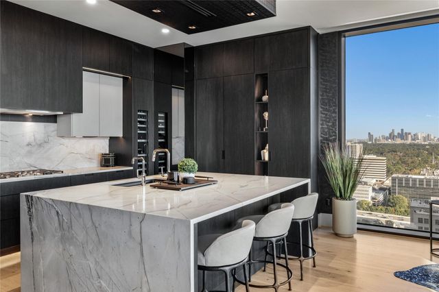 1409 Post Oak Boulevard 2301, Houston, TX 77056
