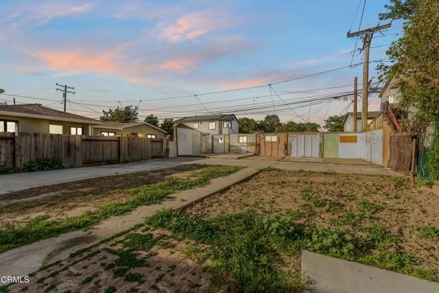 425 W 1st Street, Oxnard, CA 93030