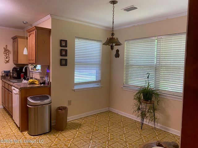 63737 N Diamondhead Drive, Diamondhead, MS 39525