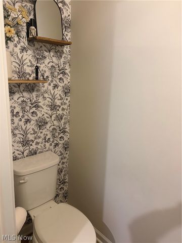 3731 Kirkham Drive, Norton, OH 44203