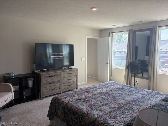 3731 Kirkham Drive, Norton, OH 44203