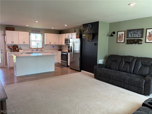 3731 Kirkham Drive, Norton, OH 44203