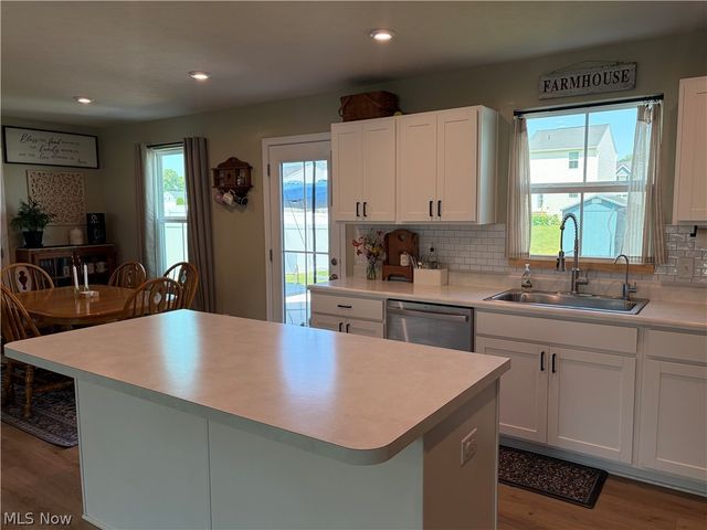 3731 Kirkham Drive, Norton, OH 44203