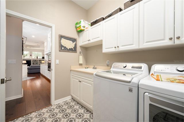 14173 NW 31ST AVENUE, Gainesville, FL 32606