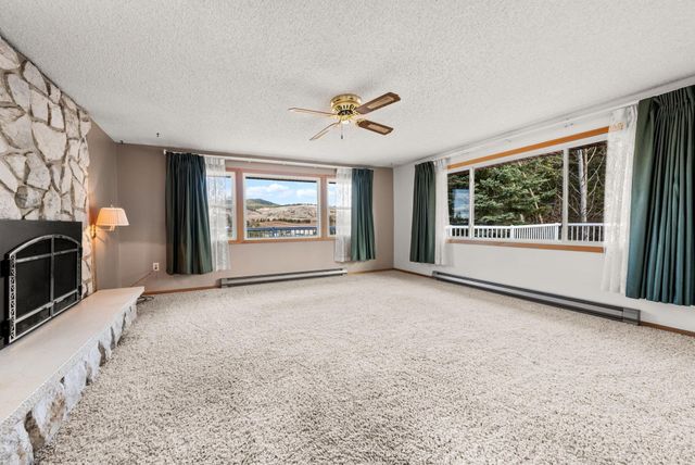 147 N LINDSEY St, Tekoa, WA 99033