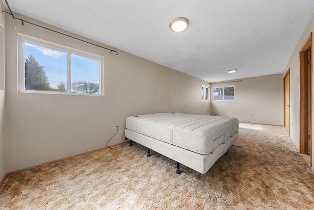 147 N LINDSEY St, Tekoa, WA 99033