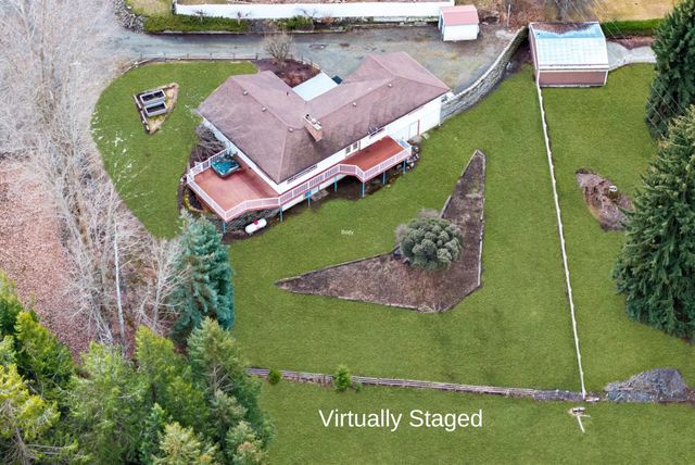 147 N LINDSEY St, Tekoa, WA 99033