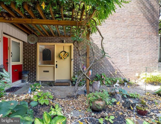 23 PENNY LN #23, Baltimore, MD 21209