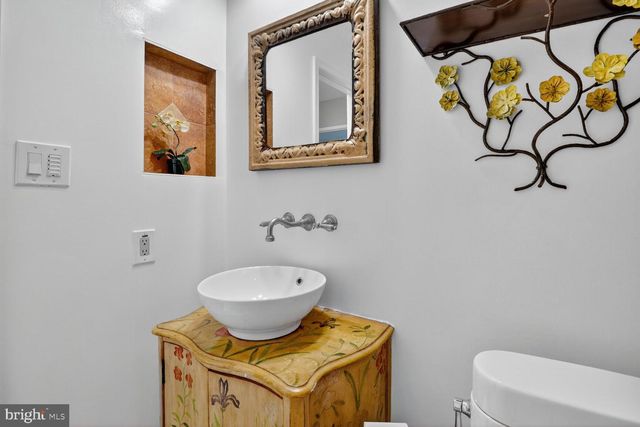 23 PENNY LN #23, Baltimore, MD 21209