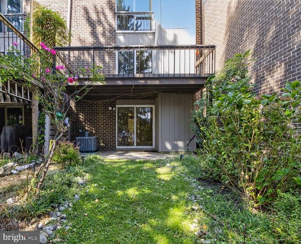 23 PENNY LN #23, Baltimore, MD 21209