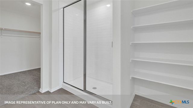 323 BOATMAN Cove, Seguin, TX 78155