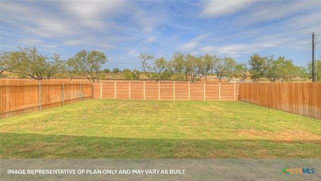 323 BOATMAN Cove, Seguin, TX 78155