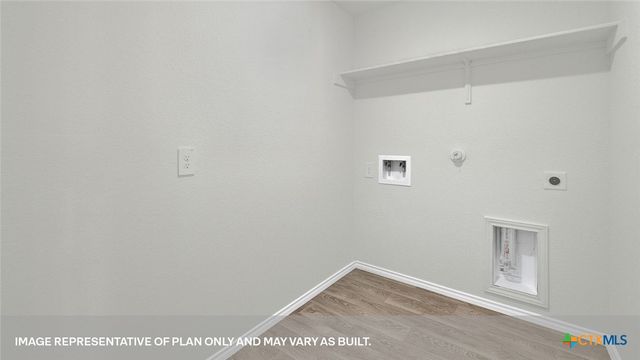 323 BOATMAN Cove, Seguin, TX 78155