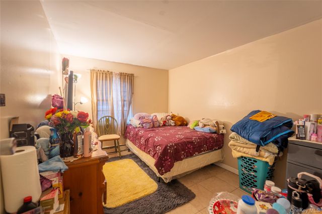 382 Jamaica Avenue, Medford, NY 11763