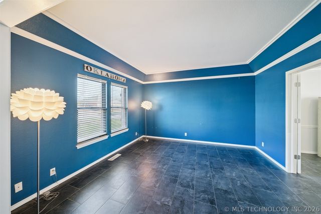 1205 E Dover Street, Broken Arrow, OK 74012