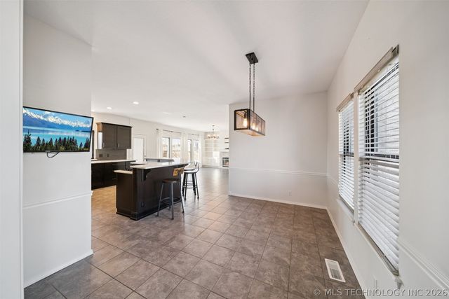 1205 E Dover Street, Broken Arrow, OK 74012