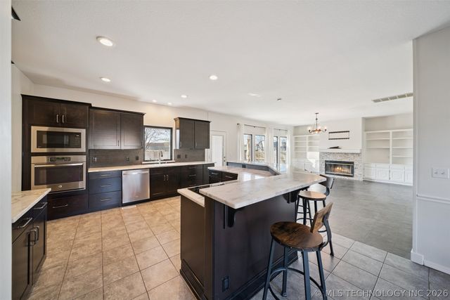 1205 E Dover Street, Broken Arrow, OK 74012