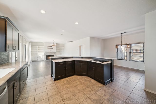 1205 E Dover Street, Broken Arrow, OK 74012