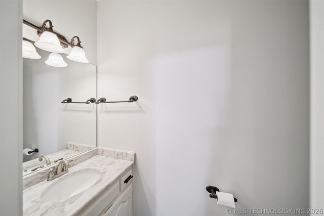 1205 E Dover Street, Broken Arrow, OK 74012