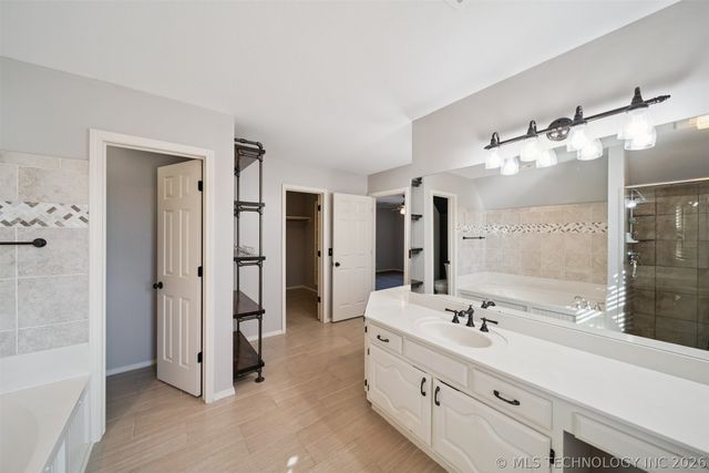 1205 E Dover Street, Broken Arrow, OK 74012