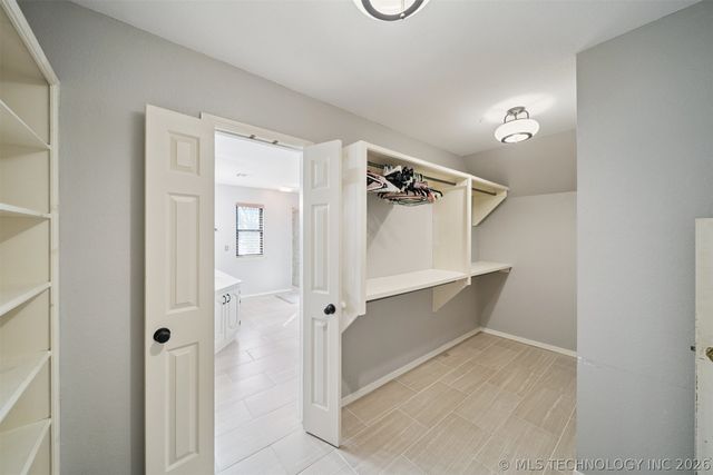 1205 E Dover Street, Broken Arrow, OK 74012