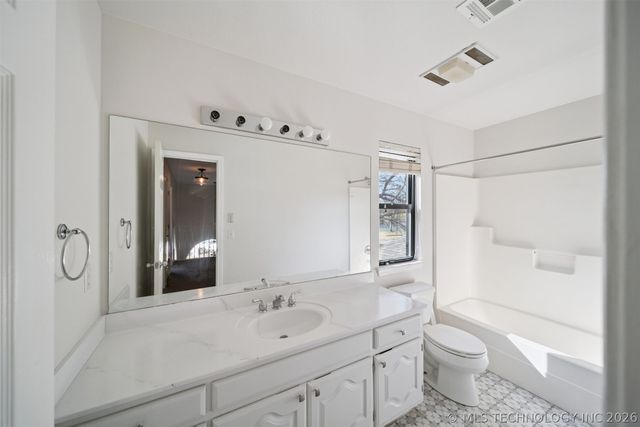 1205 E Dover Street, Broken Arrow, OK 74012