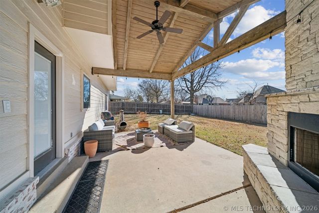 1205 E Dover Street, Broken Arrow, OK 74012