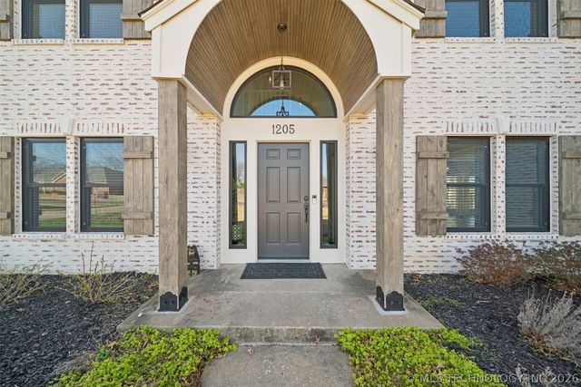 1205 E Dover Street, Broken Arrow, OK 74012