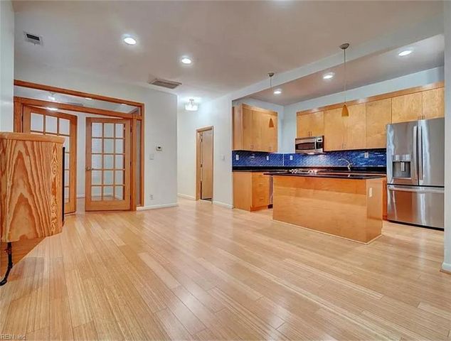 520 W Olney Rd Apt 3, Norfolk, VA 23507