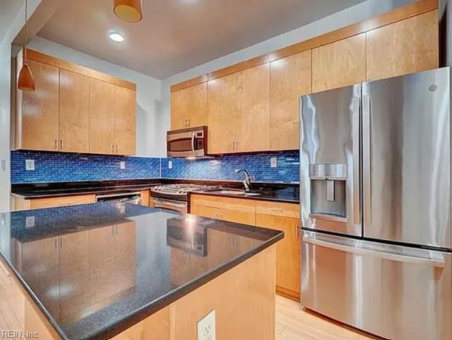 520 W Olney Rd Apt 3, Norfolk, VA 23507