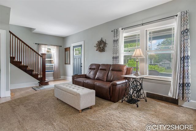 2317 Collingwood Avenue, Wyoming, MI 49519