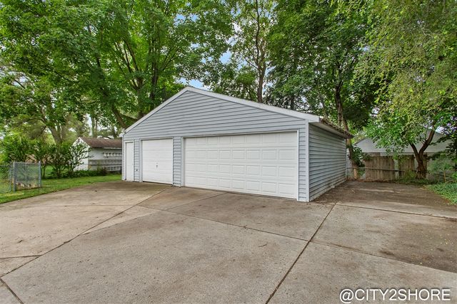 2317 Collingwood Avenue, Wyoming, MI 49519