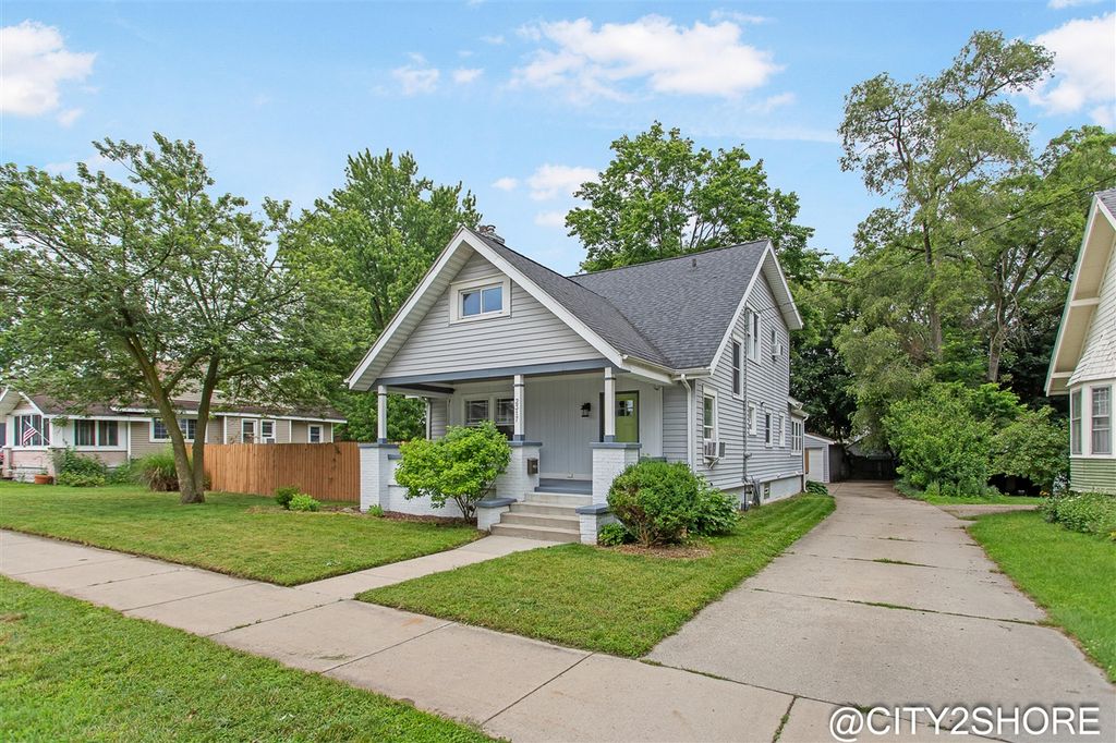 2317 Collingwood Avenue, Wyoming, MI 49519