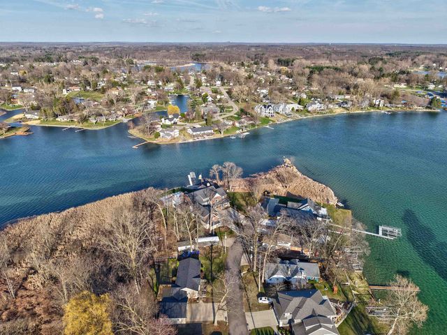 13296 Haddon Street, Fenton, MI 48430