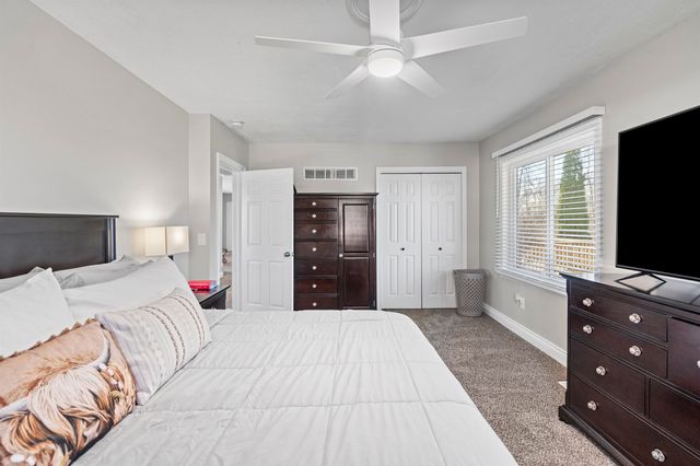 13296 Haddon Street, Fenton, MI 48430