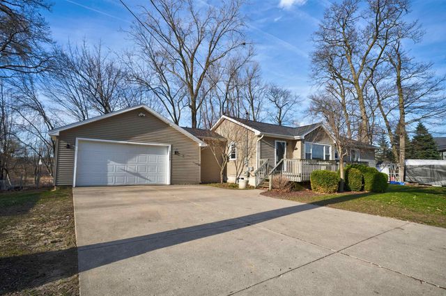 13296 Haddon Street, Fenton, MI 48430