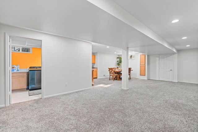 13296 Haddon Street, Fenton, MI 48430