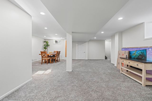 13296 Haddon Street, Fenton, MI 48430