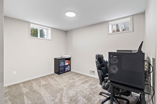 13296 Haddon Street, Fenton, MI 48430