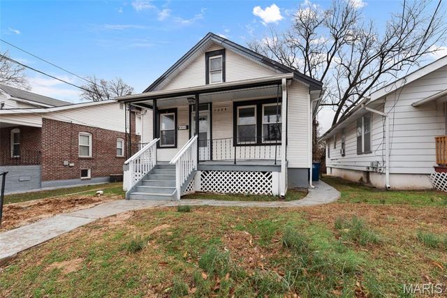 1208 Verl Place, St Louis, MO 63133