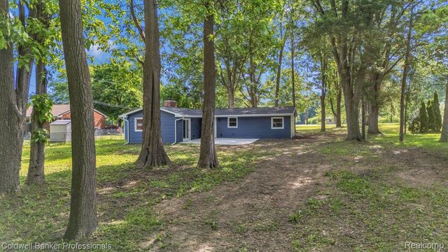 76107 Van Dyke Road, Bruce Township, MI 48065