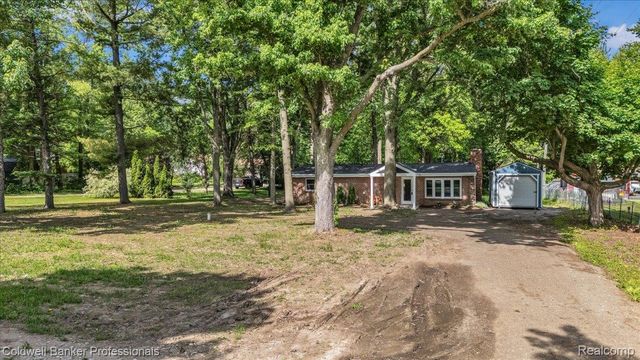 76107 Van Dyke Road, Bruce Township, MI 48065