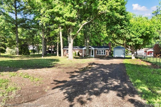 76107 Van Dyke Road, Bruce Township, MI 48065