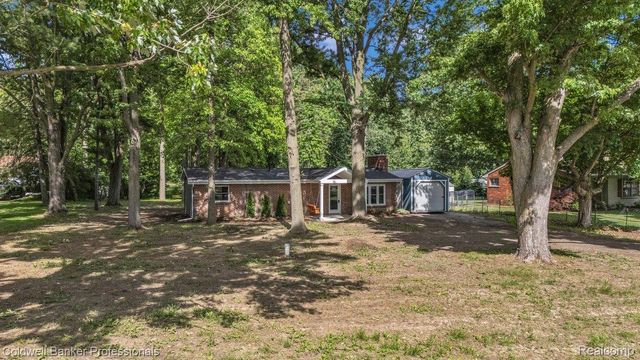 76107 Van Dyke Road, Bruce Township, MI 48065
