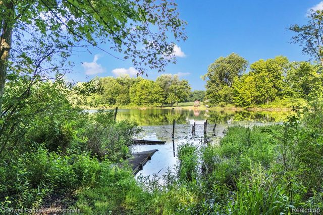76107 Van Dyke Road, Bruce Township, MI 48065