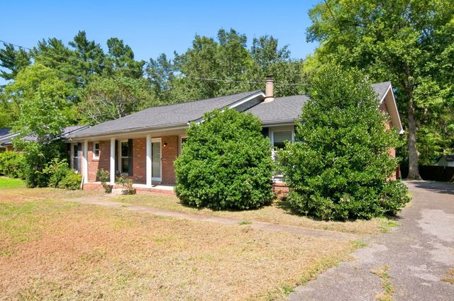 7249 Willow Creek Dr, Nashville, TN 37221