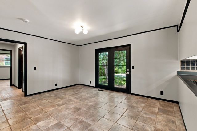 7249 Willow Creek Dr, Nashville, TN 37221