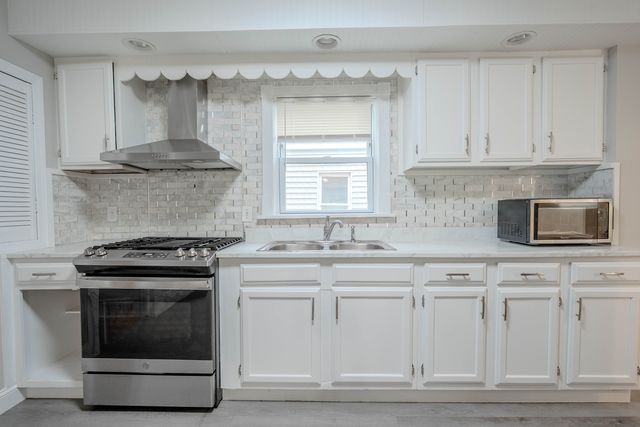 11 Burritt Avenue, Norwalk, CT 06854