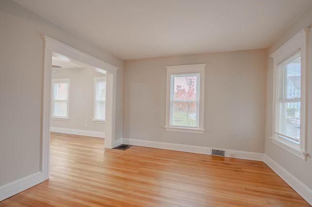 11 Burritt Avenue, Norwalk, CT 06854